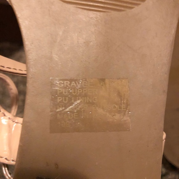 Madden Girl Nude Size 8 Sandals - Picture 6 of 9